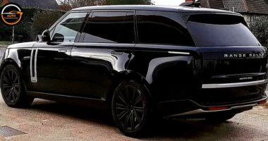 Full Black 2022 Range Rover Vogue On Black Wheels