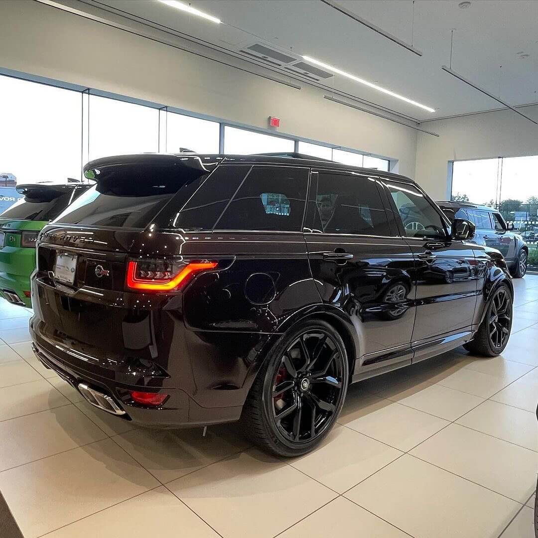 rangerover_fever_243558681_664070931231042_1598796158485569098_n.jpg