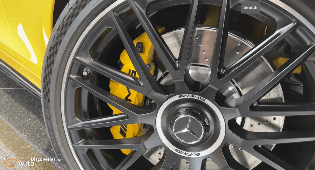 2022 Mercedes-AMG SL63 V8 Yellow & Black, Elegant