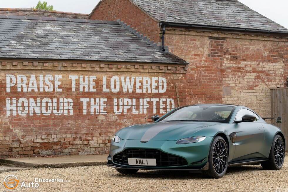 2022 Aston Martin Vantage