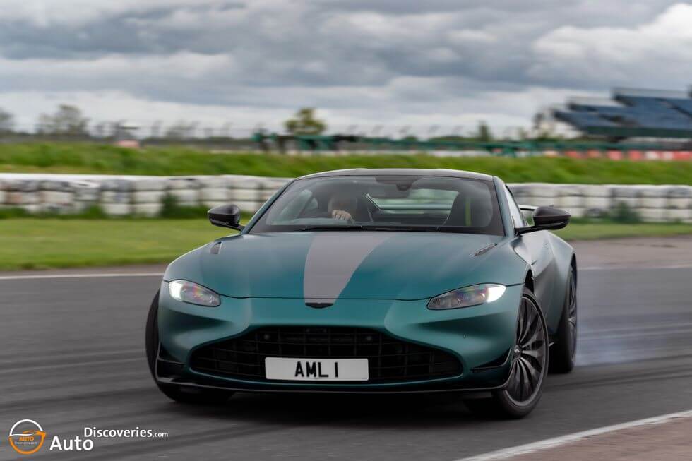 2022 Aston Martin Vantage