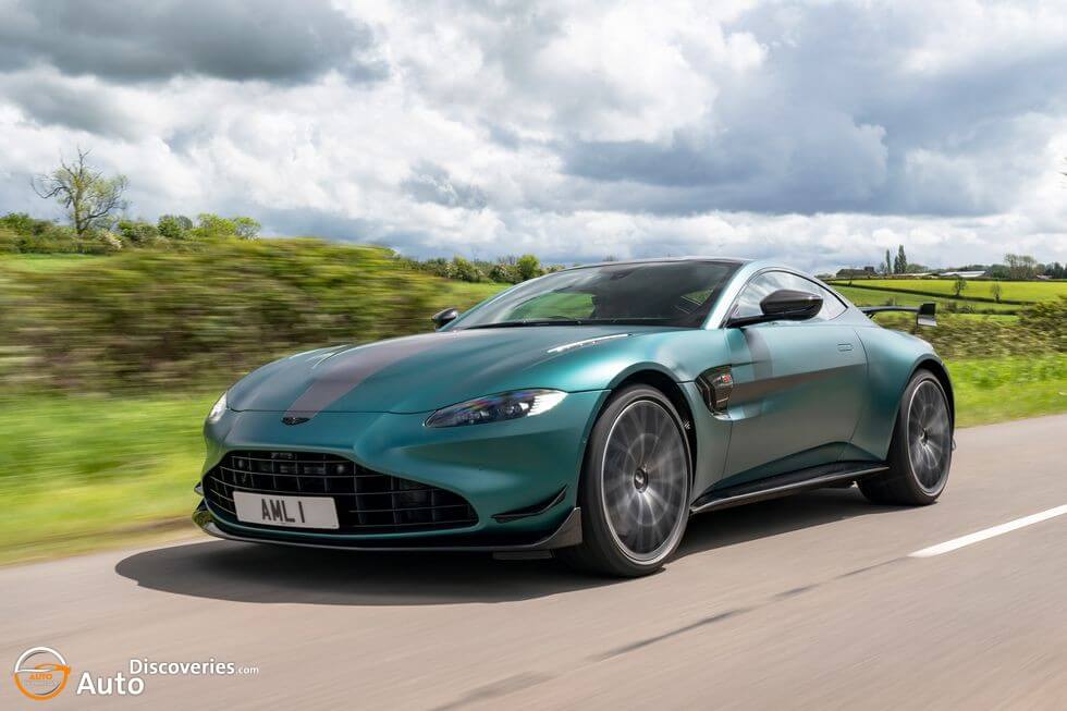 2022 Aston Martin Vantage