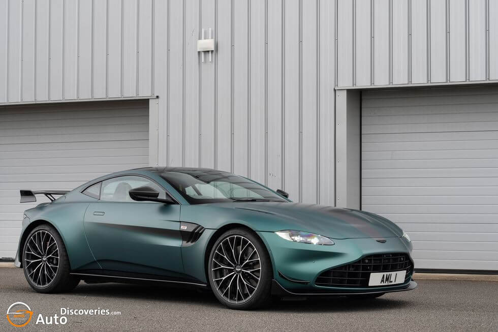 2022 Aston Martin Vantage
