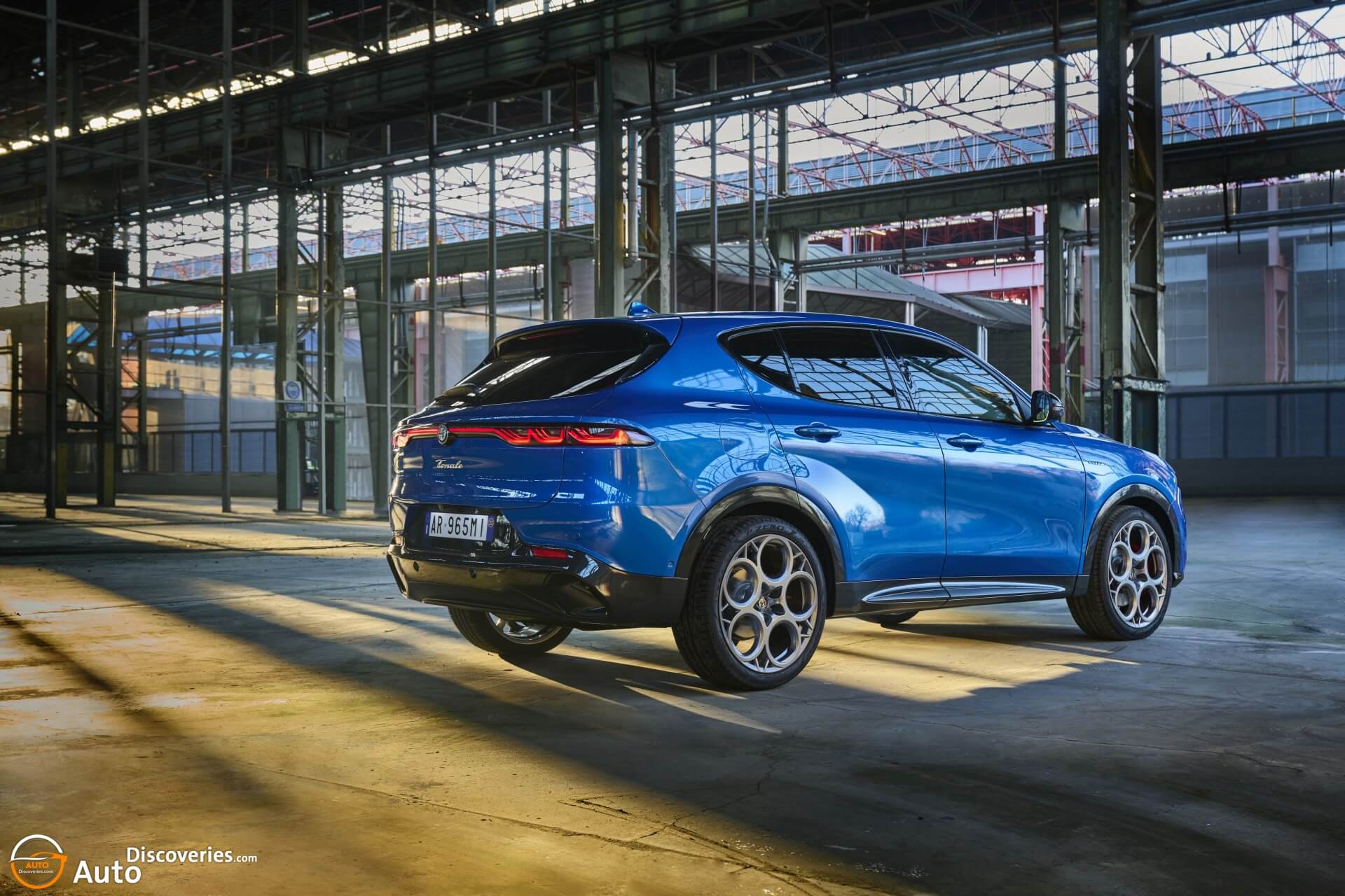 2023 Alfa Romeo Tonale Drops Pair of Doors, Morphs Into Quirky yet Stylish Spider