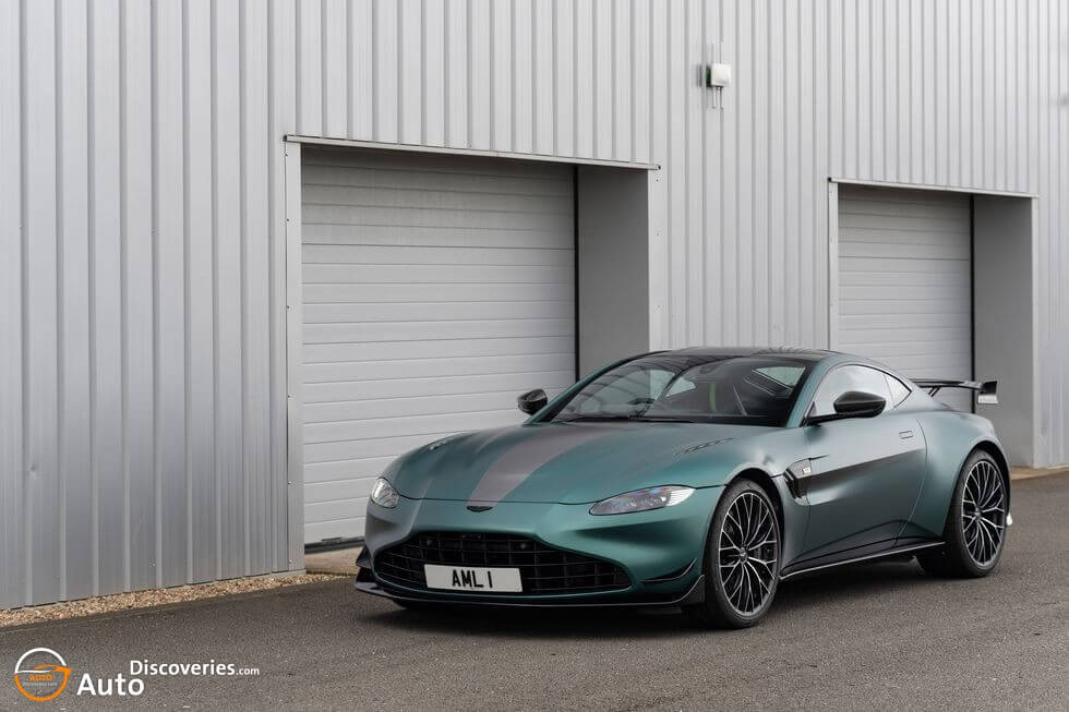 2022 Aston Martin Vantage