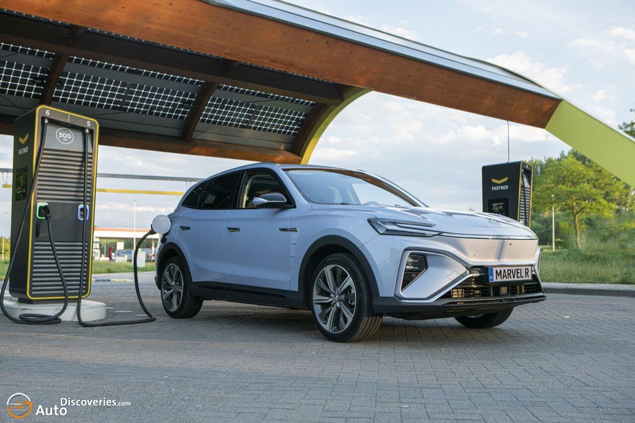 MG Marvel R 2022: Is This 284-HP Electric SUV The Future Of EVs?