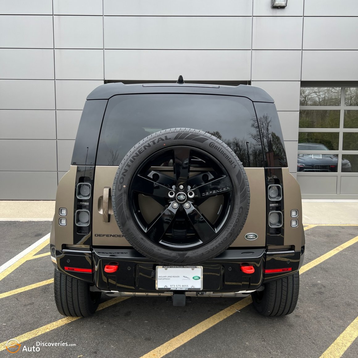 2022 Satin Gondwana Stone Land Rover Defender 110, ! Auto