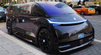 Apple iV Concept Electric Minivan by emrEHusmen