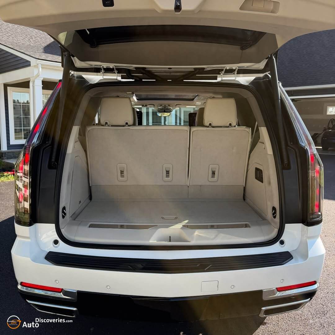 11-auto-discoveries-2025-cadillac-escalade-review-and8211-luxury-suv-with-bold-updates.jpg