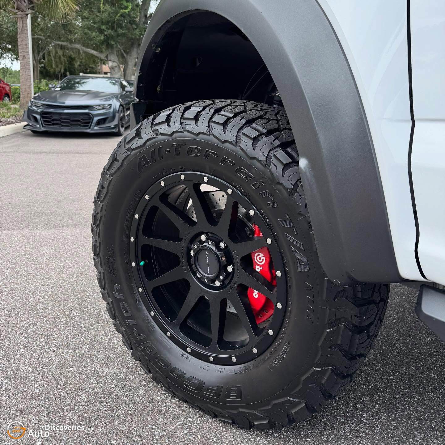 11-auto-discoveries-the-ford-f-150-henessey-velociraptor-is-the-must-buy-high-performance-truck.jpg